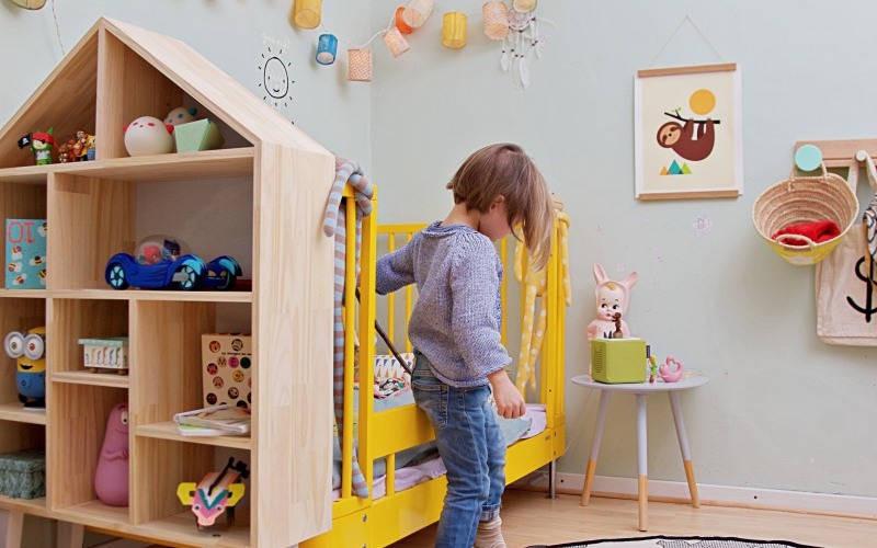 Kinderzimmer Makeover mit Wayfair: Spielzeugregal maus Holz mit diversen Fächern